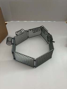 Marumine MOC Military Fence Toy Set with Barbed Wire and Wire Mesh Panels